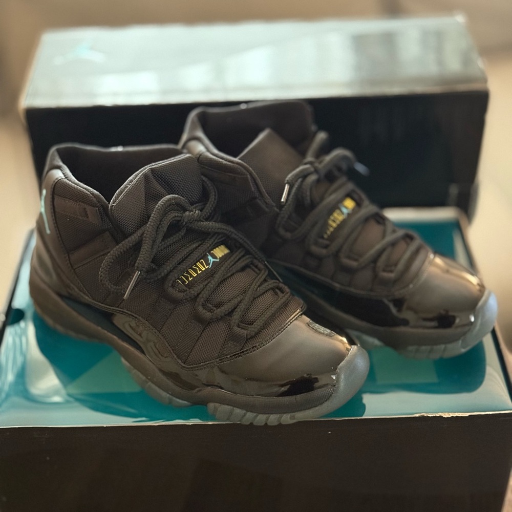 Air Jordan 11 Gamma Retro
